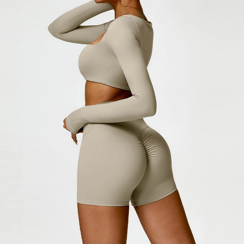Women’s Sports Set – Quick-Dry Top & Leggings / Top & Shorts