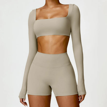 Women’s Sports Set – Quick-Dry Top & Leggings / Top & Shorts