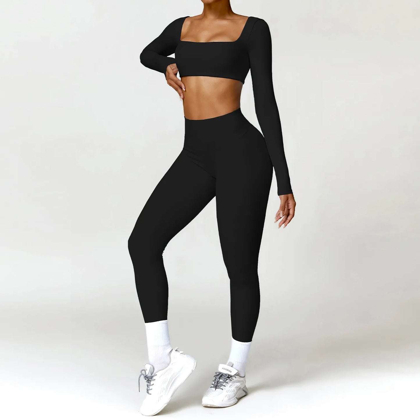 Women’s Sports Set – Quick-Dry Top & Leggings / Top & Shorts